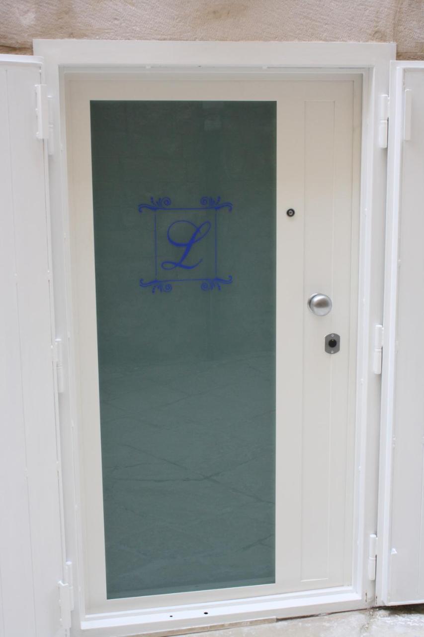 Lilla B&B Luxury Apartments Molfetta Exteriör bild